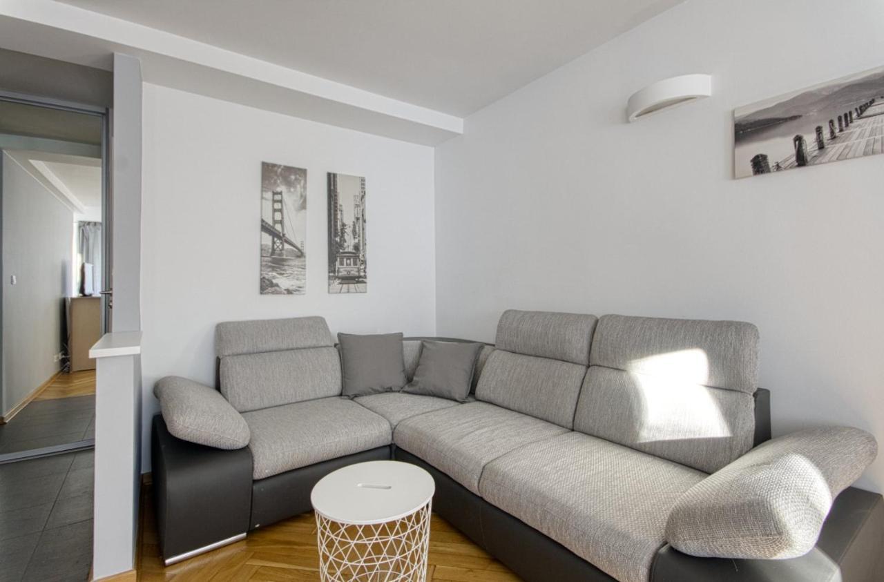 Aleja 3 Maja 7B By Homeprime Warszawa Eksteriør bilde